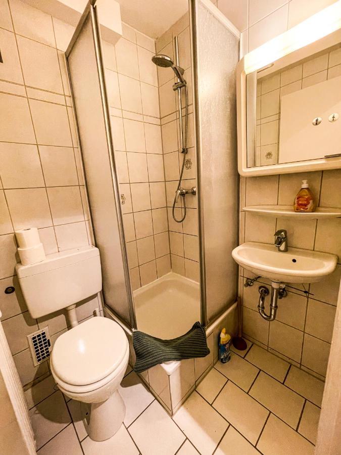 Apartment Fuer 3 Gaeste Kostenlose Parkplaetze Und Lift Hannover Buitenkant foto