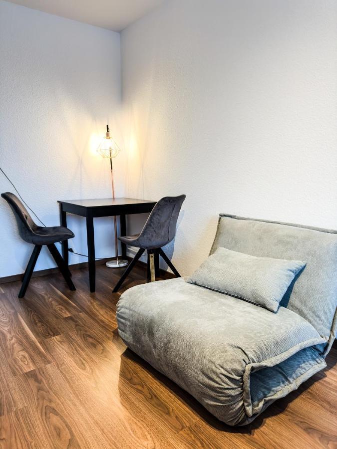 Apartment Fuer 3 Gaeste Kostenlose Parkplaetze Und Lift Hannover Buitenkant foto
