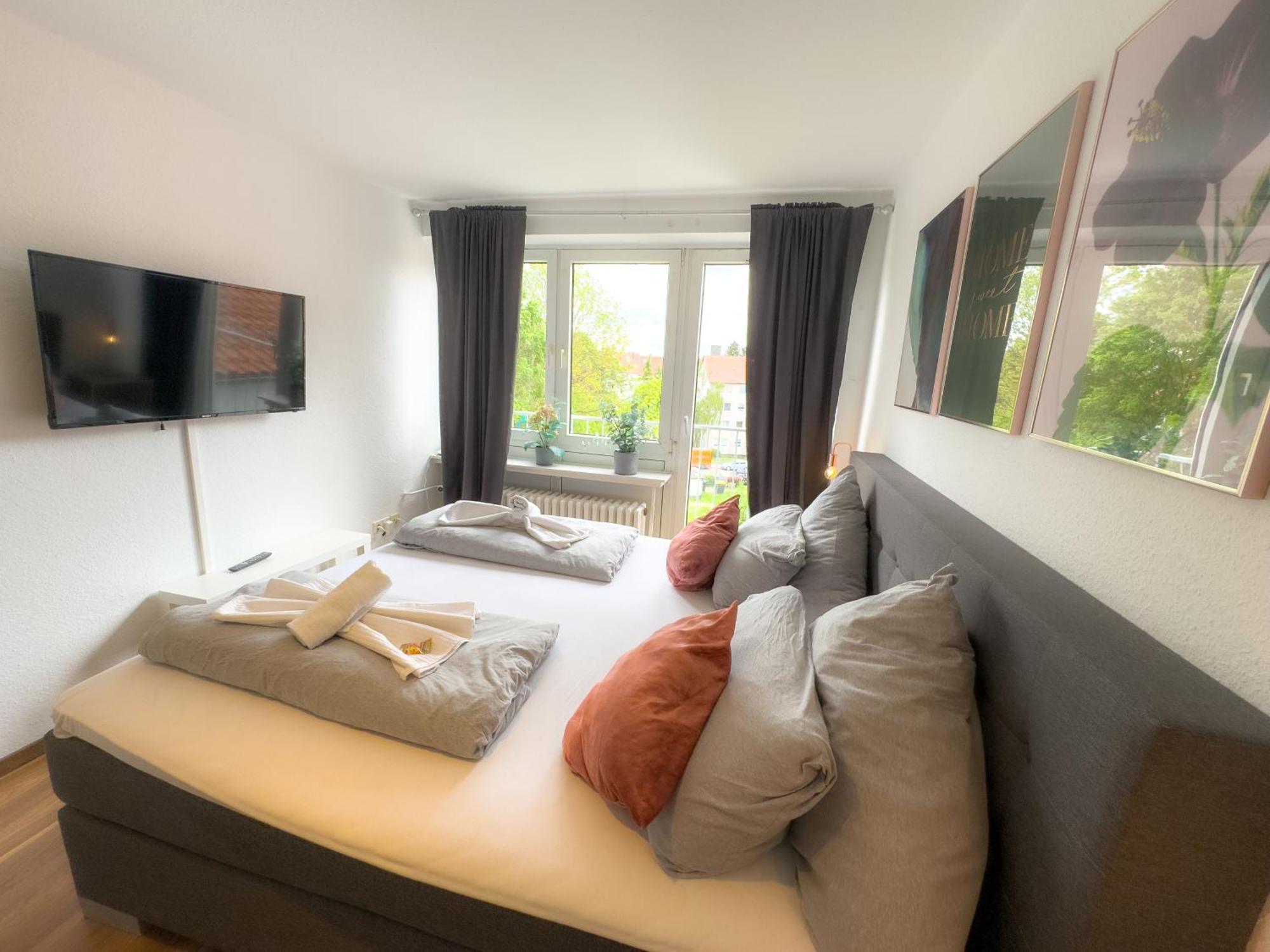 Apartment Fuer 3 Gaeste Kostenlose Parkplaetze Und Lift Hannover Buitenkant foto